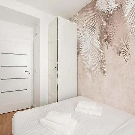 Wola Grzybowska Chic Apartment Варшава Екстер'єр фото
